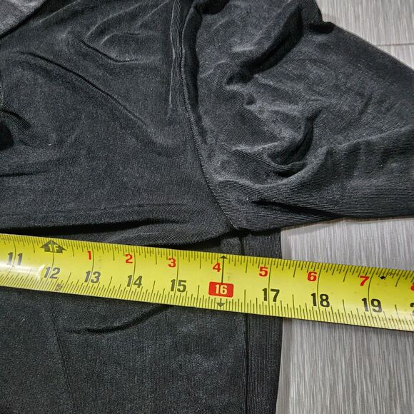 Chico’s Travelers Size 1 Black Collared Keyhole Top Slinkey - Picture 9 of 9